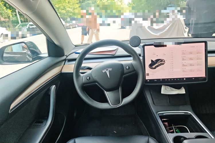 Used Tesla Model 3 2023 Rear-Wheel-Drive Version Steering Wheel