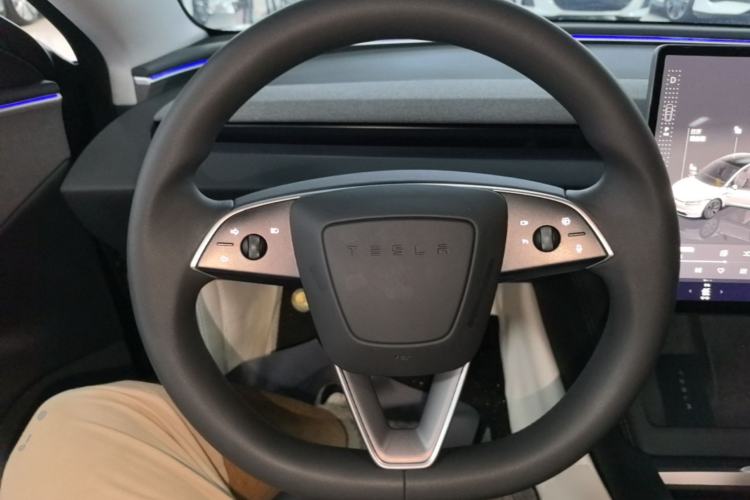 Used Tesla Model 3 2023 Rear-Wheel-Drive Version Steering Wheel