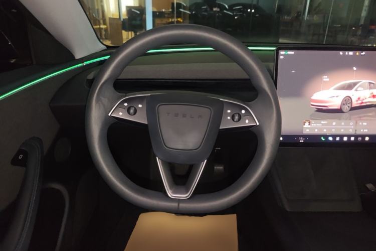 Used Tesla Model 3 2023 Long-Range All-Wheel-Drive Version Steering Wheel