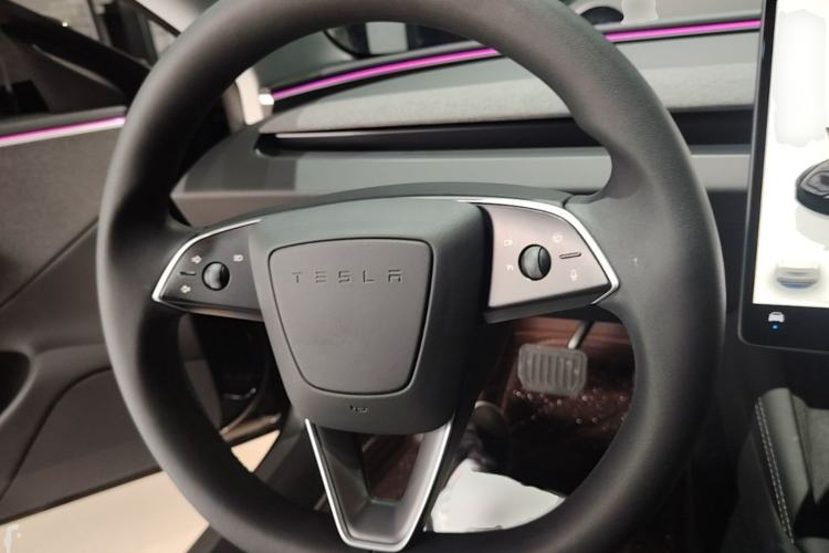 Used Tesla Model 3 2023 Rear-Wheel-Drive Version Steering Wheel