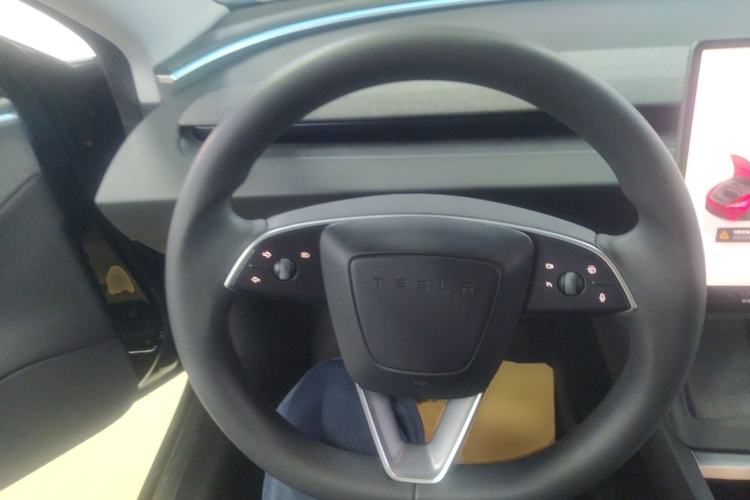 Used Tesla Model 3 2023 Rear-Wheel-Drive Version Steering Wheel