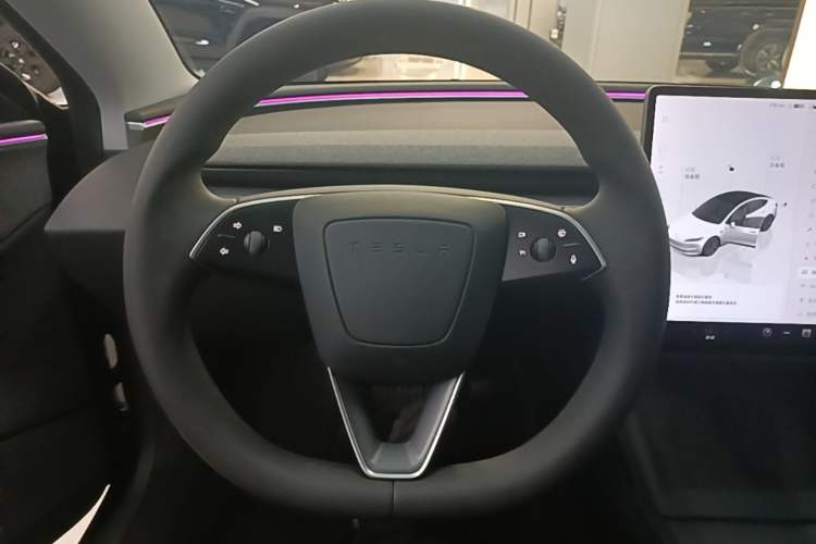 Used Tesla Model 3 2023 Rear-Wheel-Drive Version Steering Wheel