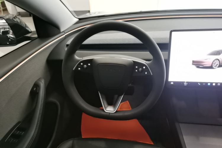 Used Tesla Model 3 2023 Rear-Wheel-Drive Version Steering Wheel