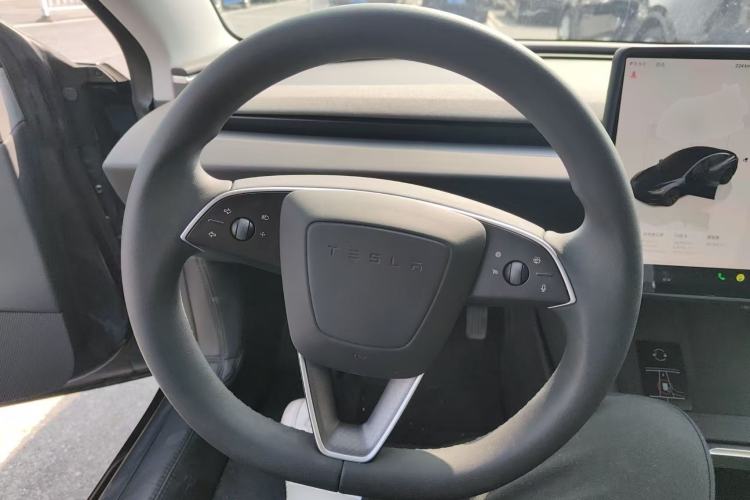 Used Tesla Model 3 2023 Rear-Wheel-Drive Version Steering Wheel