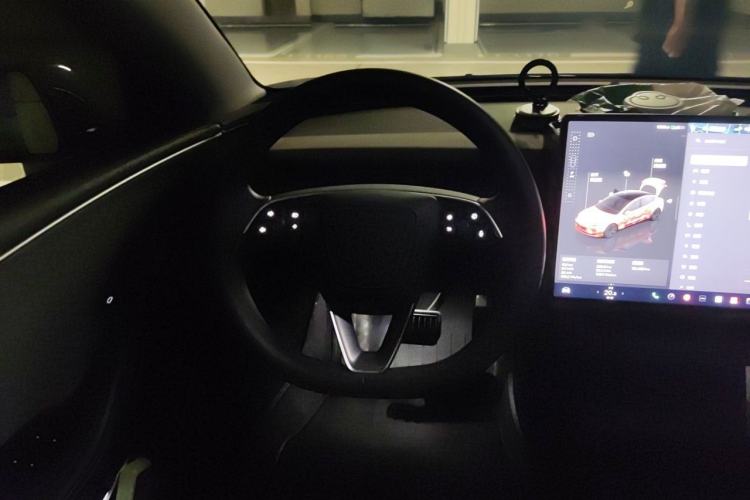 Used Tesla Model 3 2023 Rear-Wheel-Drive Version Steering Wheel