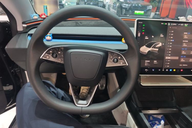 Used Tesla Model 3 2023 Rear-Wheel-Drive Version Steering Wheel