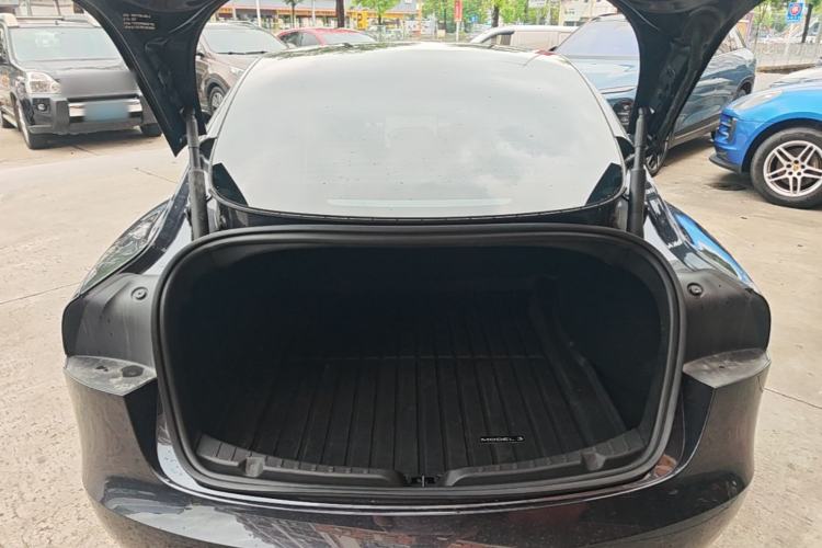 Used Tesla Model 3 2023 Long-Range All-Wheel-Drive Version Trunk