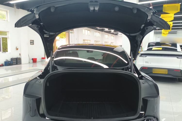 Used Tesla Model 3 2023 Rear-Wheel-Drive Version Trunk
