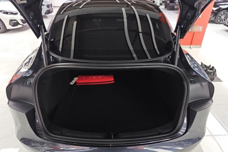 Used Tesla Model 3 2023 Long-Range All-Wheel-Drive Version Trunk