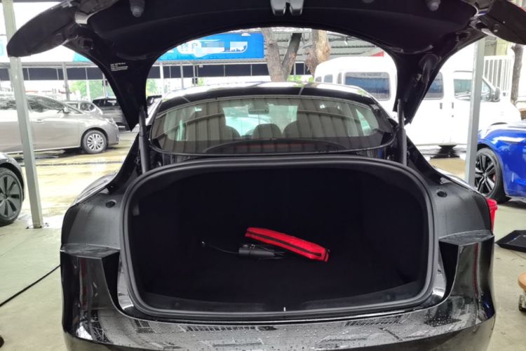Used Tesla Model 3 2023 Rear-Wheel-Drive Version Trunk
