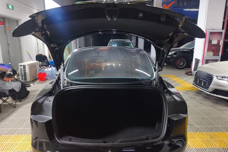 Used Tesla Model 3 2023 Rear-Wheel-Drive Version Trunk