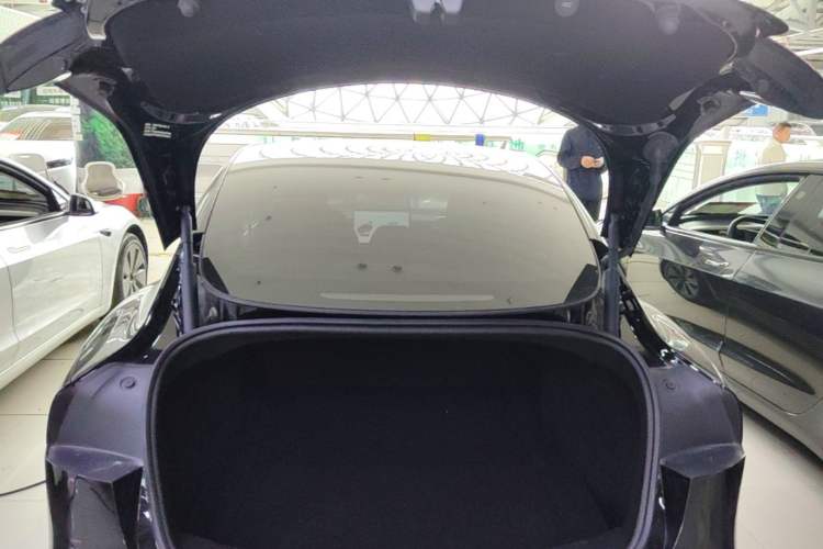 Used Tesla Model 3 2023 Rear-Wheel-Drive Version Trunk