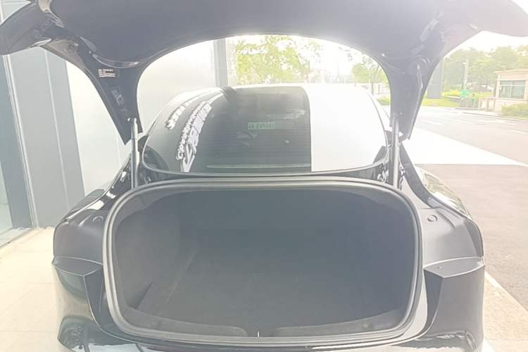 Used Tesla Model 3 2023 Rear-Wheel-Drive Version Trunk