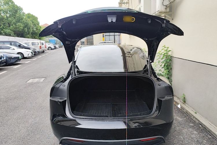 Used Tesla Model 3 2023 Rear-Wheel-Drive Version Trunk