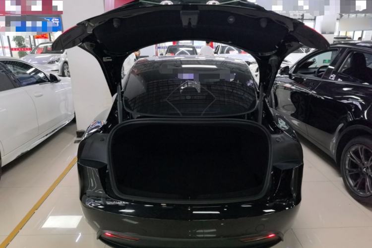 Used Tesla Model 3 2023 Rear-Wheel-Drive Version Trunk