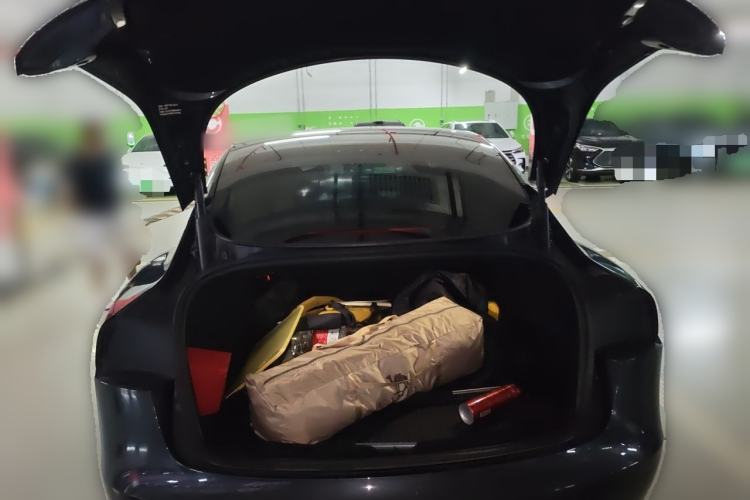 Used Tesla Model 3 2023 Rear-Wheel-Drive Version Trunk