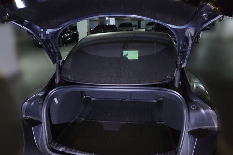 Used Tesla Model 3 2023 Long-Range All-Wheel-Drive Version Trunk