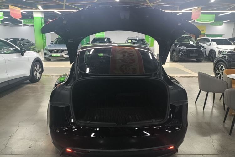 Used Tesla Model 3 2023 Rear-Wheel-Drive Version Trunk