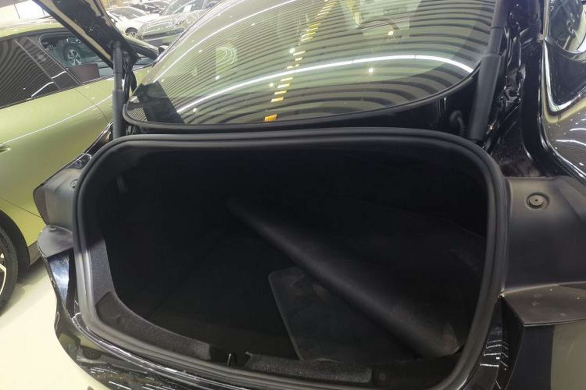 Used Tesla Model 3 2023 Long-Range All-Wheel-Drive Version Trunk