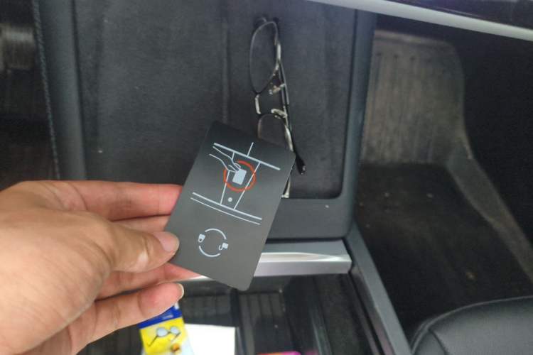 Used Tesla Model 3 2023 Rear-Wheel-Drive Version Vehicle Key