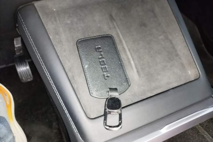 Used Tesla Model 3 2023 Rear-Wheel-Drive Version Vehicle Key