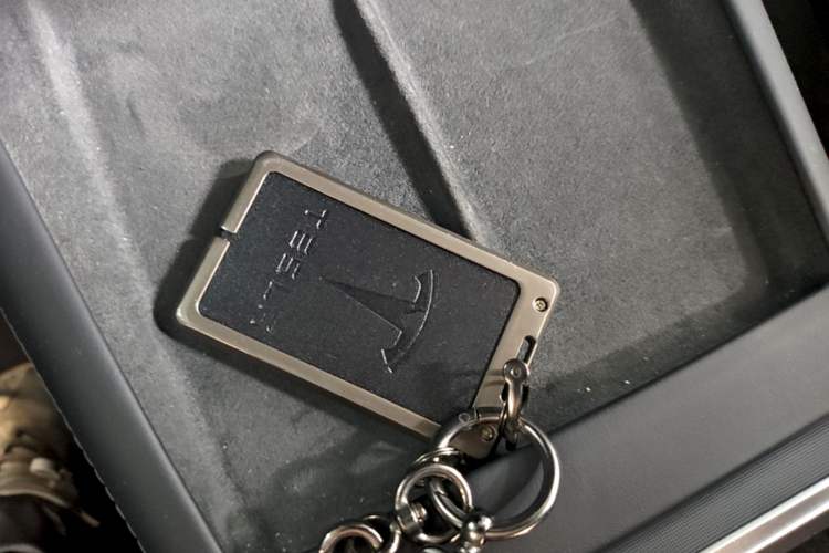 Used Tesla Model 3 2023 Rear-Wheel-Drive Version Vehicle Key