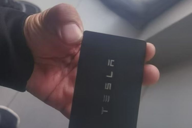 Used Tesla Model 3 2023 Long-Range All-Wheel-Drive Version Vehicle Key