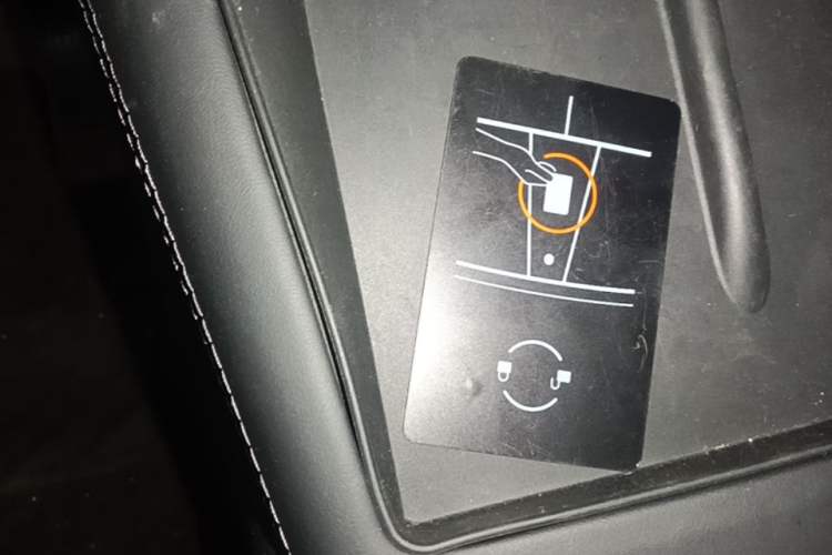 Used Tesla Model 3 2023 Rear-Wheel-Drive Version Vehicle Key