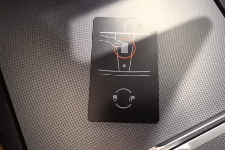 Used Tesla Model 3 2023 Long-Range All-Wheel-Drive Version Vehicle Key