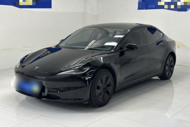 Used Tesla Model 3 2023 Long-Range All-Wheel-Drive Version