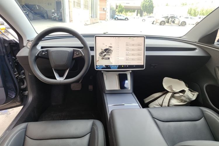 Used Tesla Model 3 2023 Rear-Wheel-Drive Version Center Console