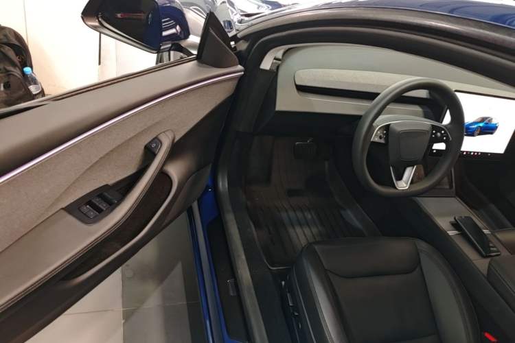 Used Tesla Model 3 2023 Rear-Wheel-Drive Version Driver Seat