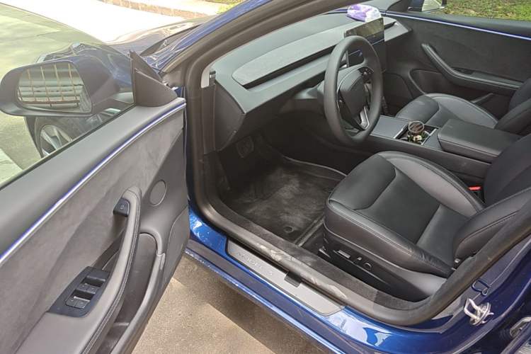 Used Tesla Model 3 2023 Long-Range All-Wheel-Drive Version Driver Seat