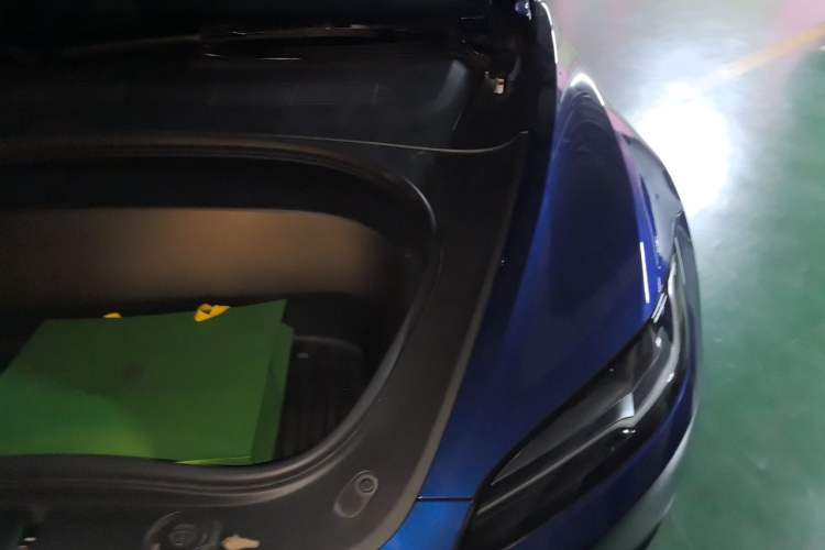 Used Tesla Model 3 2023 Rear-Wheel-Drive Version Engine Bay Left