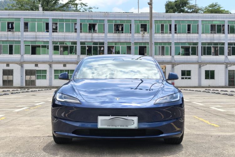 Used Tesla Model 3 2023 Rear-Wheel-Drive Version Exterior 1