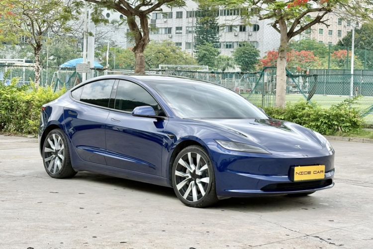 Used Tesla Model 3 2023 Long-Range All-Wheel-Drive Version Exterior 2