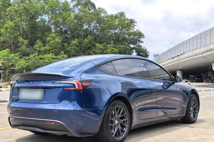 Used Tesla Model 3 2023 Rear-Wheel-Drive Version Exterior 5