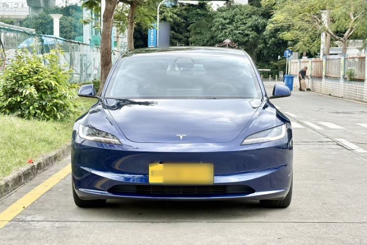 Used Tesla Model 3 2023 Long-Range All-Wheel-Drive Version Exterior 5