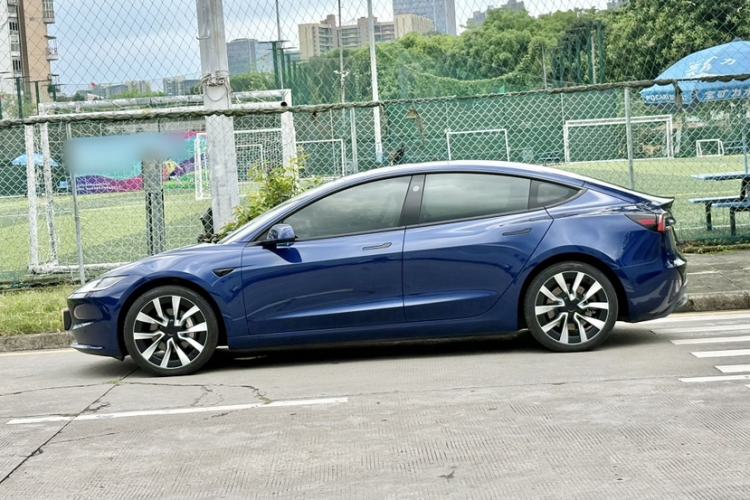 Used Tesla Model 3 2023 Long-Range All-Wheel-Drive Version Exterior 6