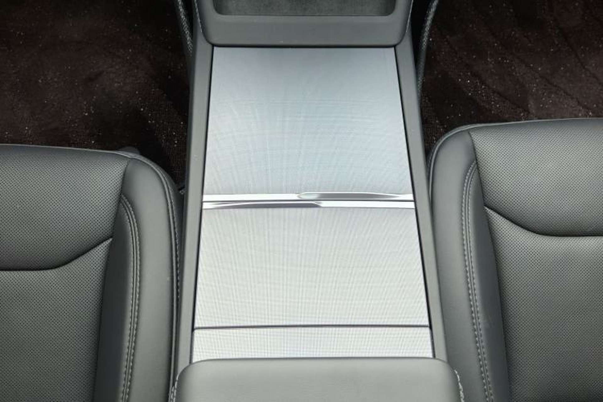 Used Tesla Model 3 2023 Long-Range All-Wheel-Drive Version Interior 10