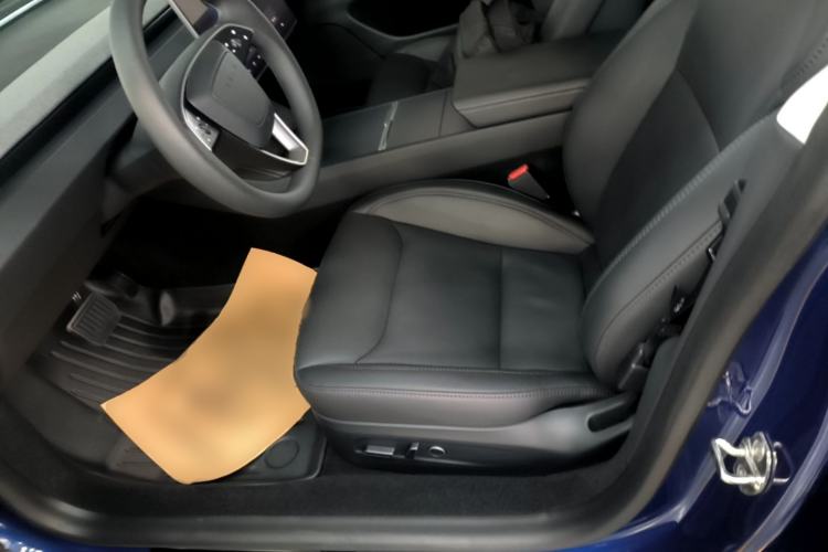 Used Tesla Model 3 2023 Rear-Wheel-Drive Version Left Front Seat