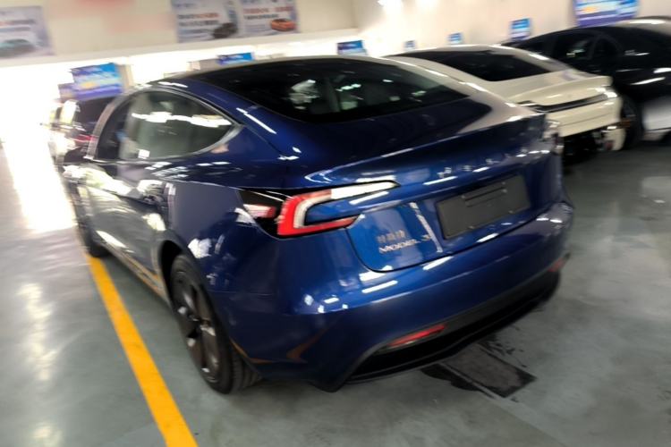 Used Tesla Model 3 2023 Rear-Wheel-Drive Version Rear Left 45 Deg
