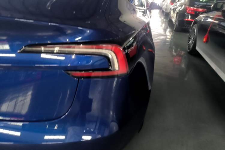 Used Tesla Model 3 2023 Rear-Wheel-Drive Version Right Rear Taillight