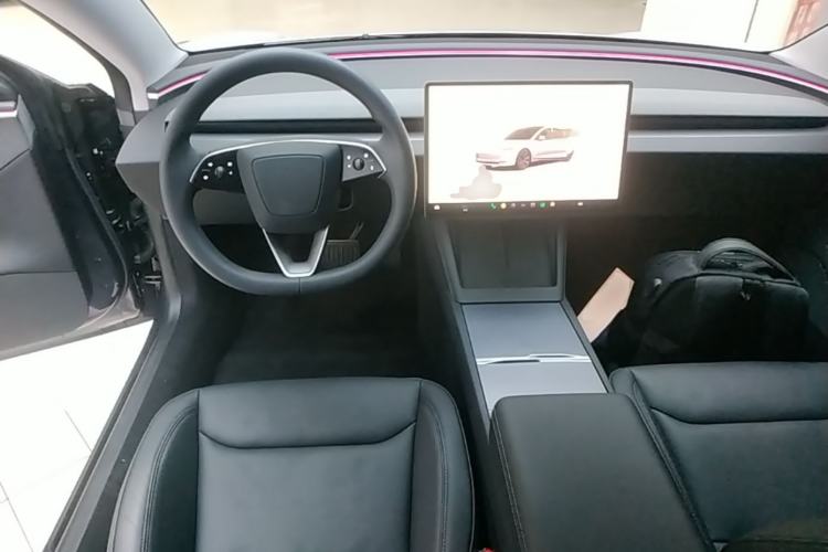 Used Tesla Model 3 2023 Rear-Wheel-Drive Version Center Console