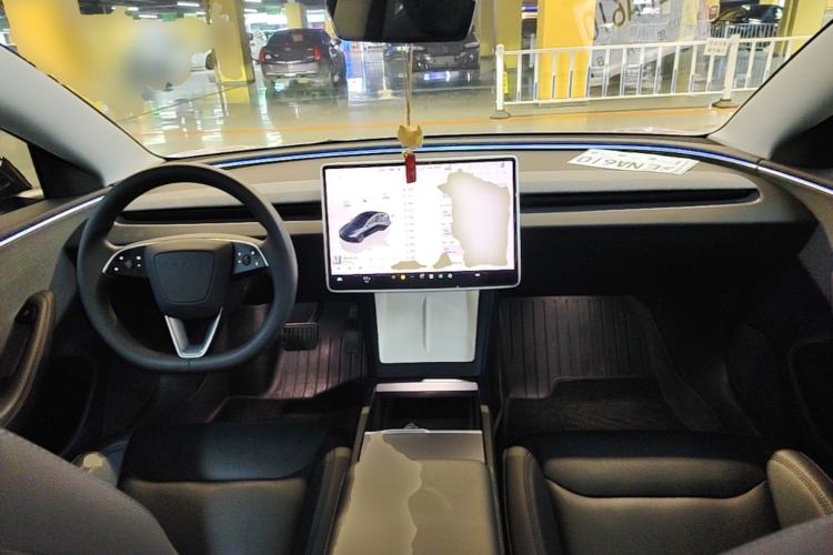 Used Tesla Model 3 2023 Rear-Wheel-Drive Version Center Console
