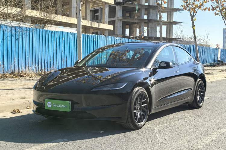 Used Tesla Model 3 2023 Rear-Wheel-Drive Version Exterior 1