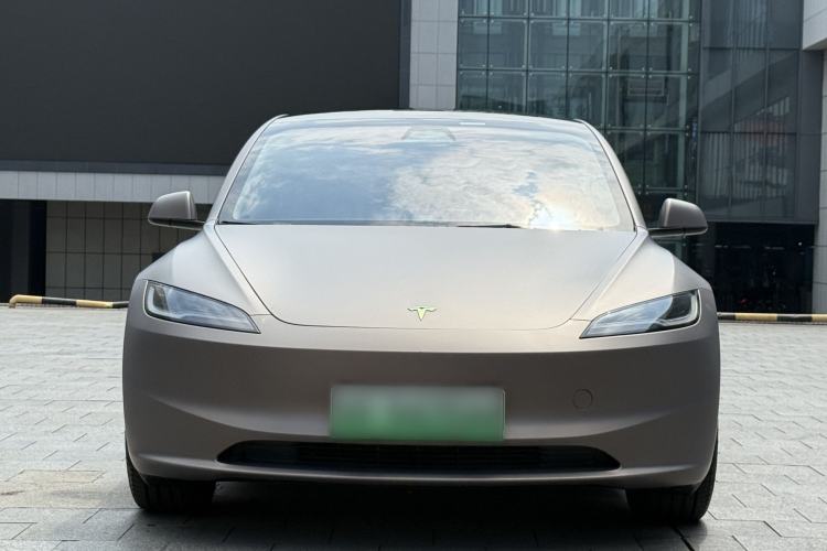 Used Tesla Model 3 2023 Rear-Wheel-Drive Version Exterior 2