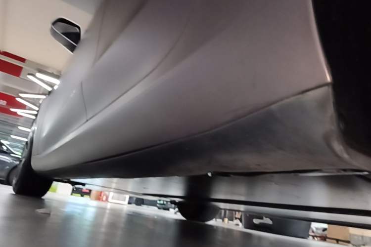 Used Tesla Model 3 2023 Rear-Wheel-Drive Version Left Side Sill