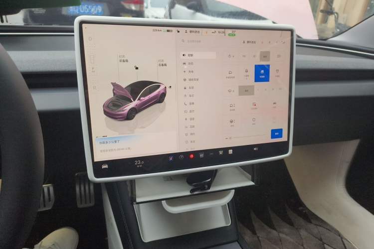 Used Tesla Model 3 2023 Rear-Wheel-Drive Version Audio And AC Panel