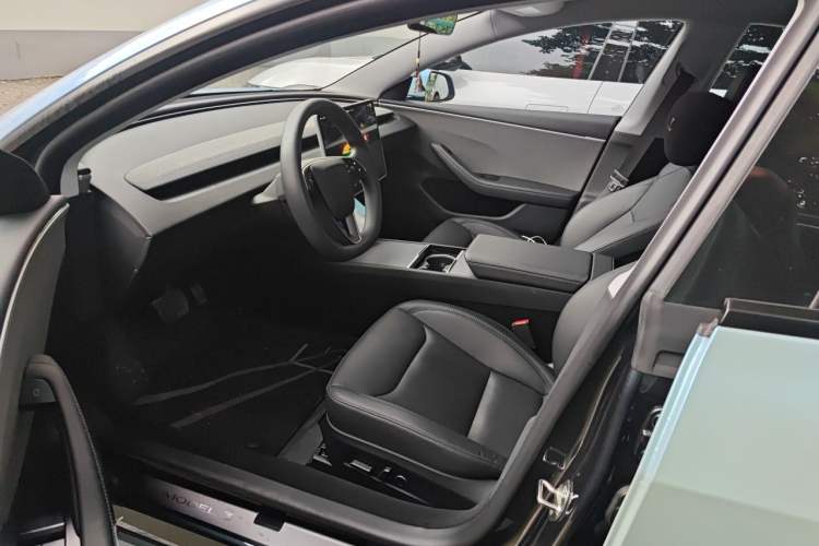 Used Tesla Model 3 2023 Rear-Wheel-Drive Version Driver Seat
